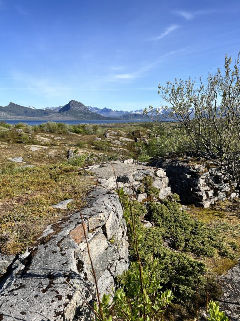 Rester fra krigen på Svenningen ved Støtt