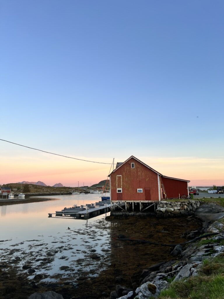 nesten midnatt på Støtt